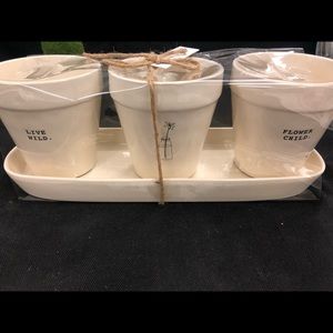Rae Dunn ceramic 3 set planter pot garden